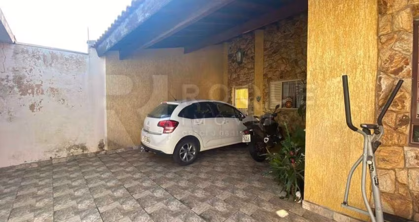 Casa Residencial à venda no bairro Jardim Santa Adélia