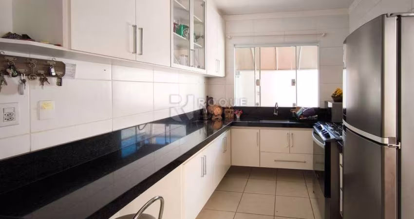 Excelente Casa Jd. São Lourenço próxima a Av. Lauro Corrêa