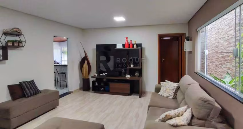 Casa Residencial à venda no bairro Vila Claudia