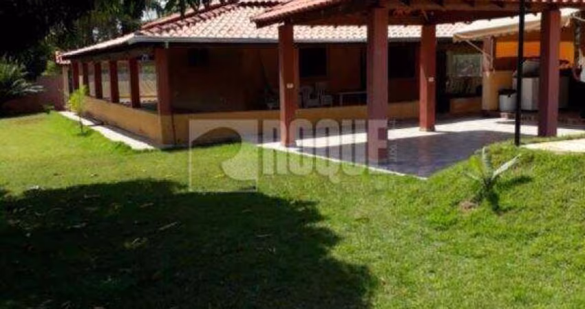 Chácara à venda no bairro Pires de Cima