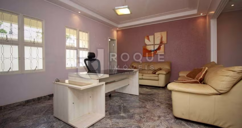 Casa Residencial à venda no bairro Vila Cristovam