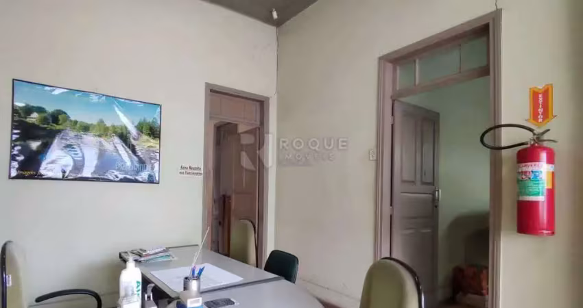 Casa Comercial à venda no bairro Centro