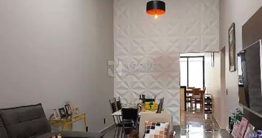 Casa residencial à venda – bem construída e pouco tempo de uso