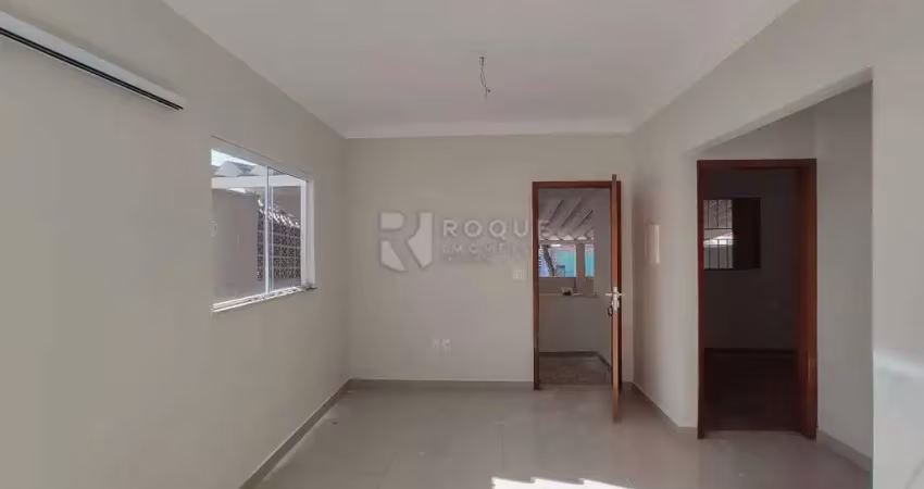 Casa residencial à venda com duas moradias no mesmo terreno!