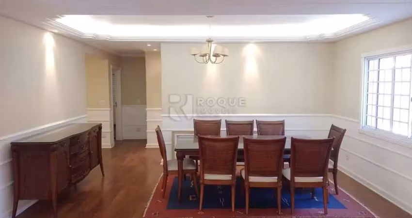 Amplo sobrado à venda – conforto, espaço e lazer em um só lugar!