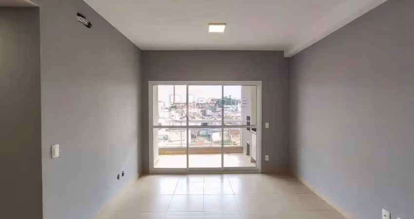 Apartamento com 3 quartos para alugar na Vila Cristóvam, Limeira 