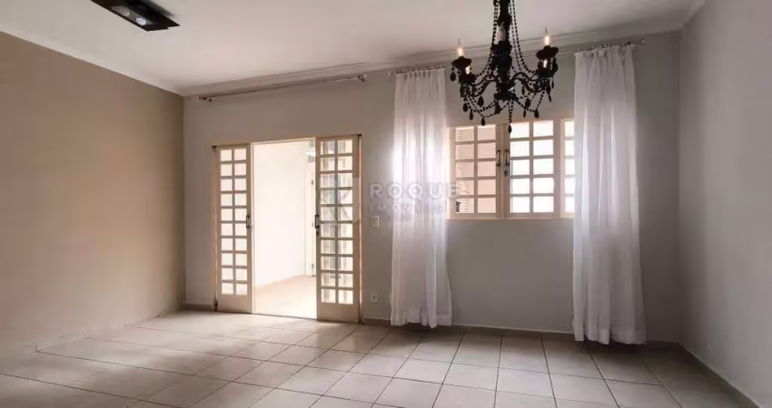 Lindo sobrado aconchegante em condomínio fechado – completo e pronto para morar!