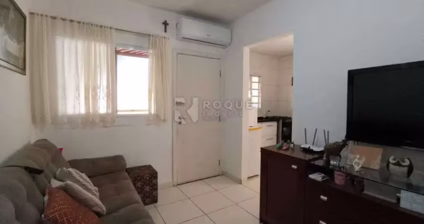 Casa em condomínio à venda no bairro jardim campo belo