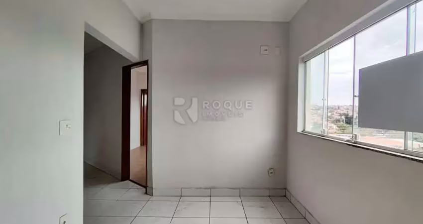 Casa com 3 quartos para alugar no Jardim Cavinato, Limeira 