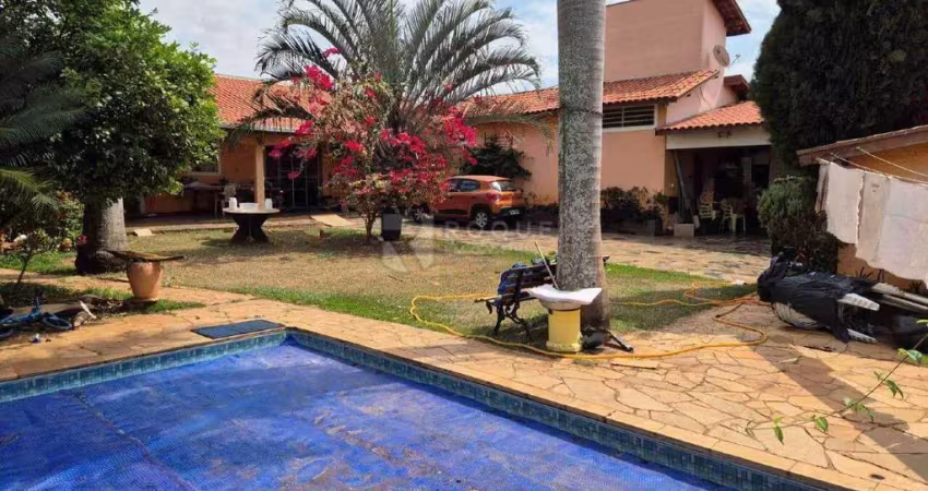 Casa com 2 quartos à venda na Vila Claudia, Limeira 