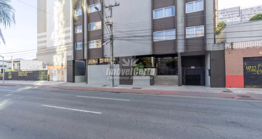 Apartamento com 3 quartos à venda na Rua Mariano Torres, Centro, Curitiba
