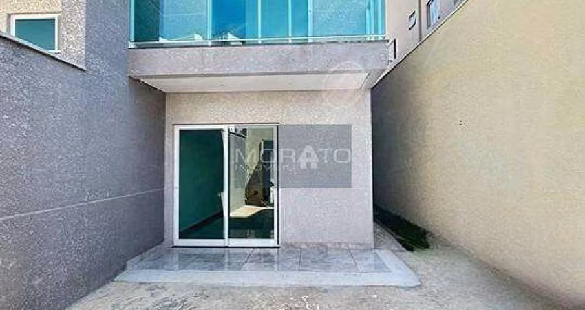 Linda Casa Geminada de 03 quartos com suíte e ótimo padrão de acabamento do Bairro Cabral