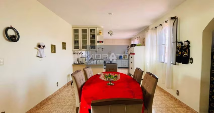 Casa à venda, 4 quartos, 1 suíte, 2 vagas, Jardim Vera Cruz - Contagem/MG