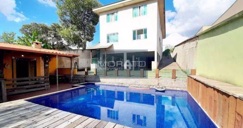 Casa à venda, 4 quartos, 1 suíte, 4 vagas, Trevo - Belo Horizonte/MG