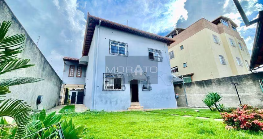 Casa à venda, 4 quartos, 3 suítes, 4 vagas, Arvoredo - Contagem/MG