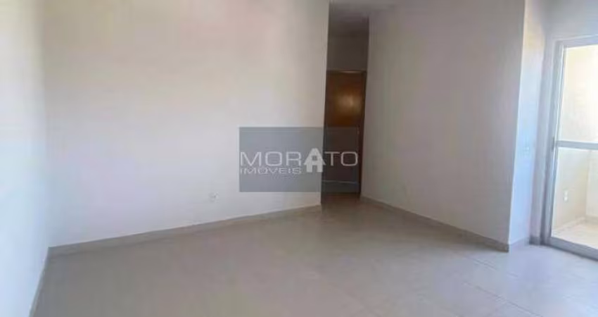 Área Privativa 02 Quartos, Bairro Cabral