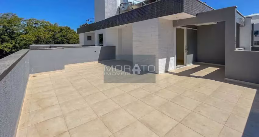 Cobertura Exclusiva com 3 Quartos, 3 Banheiros, Suíte e 3 Vagas de Garagem no Encantador Bairro Itapoã