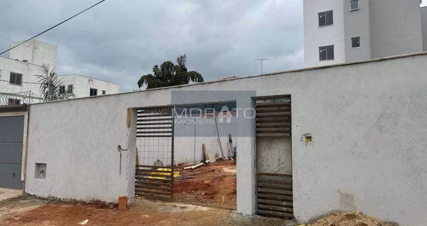 Apartamento de dois quartos em excelente localização no Bairro Xangri-lá