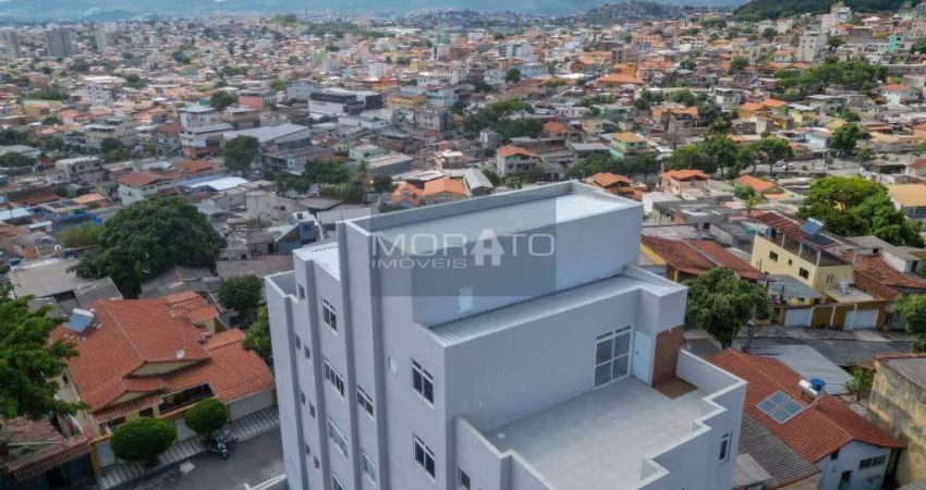 Cobertura com 4 quartos sendo 1 suíte, 3 vagas, prédio com elevador