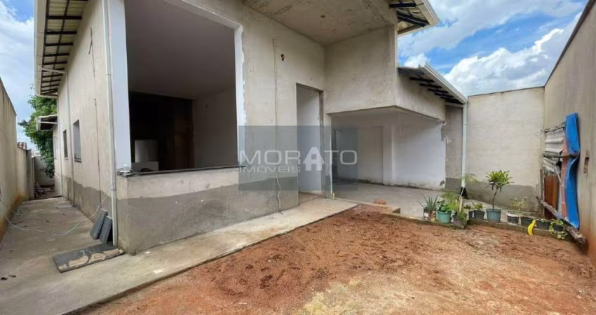 Casa 3 Quartos, 2 Suítes, 4 Vagas no Bairro Dom Bosco