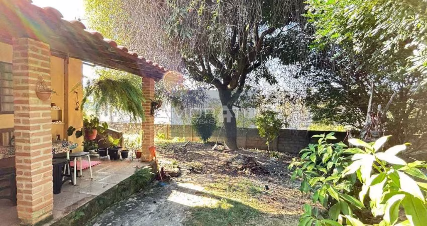 Terreno de esquina de 504 m² em excelente localização no Bairro Alvorada