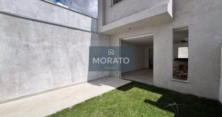 Casa Geminada 3 Quartos, 1 Suíte, 2 Vagas de Garagem no Bairro Santa Amélia