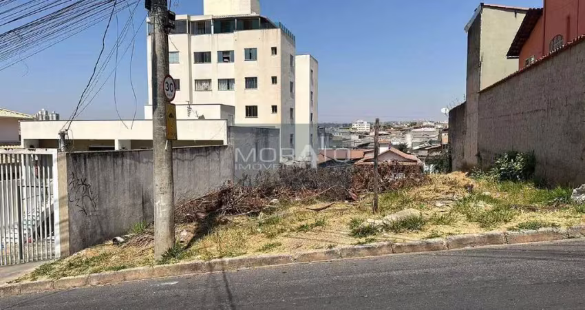 Terreno à venda na Rua Quatro, --, Arvoredo 2ª Seção, Contagem