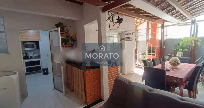 Casa de 3 Quartos, Suíte, 2 Vagas de Garagem, à venda no Cabral