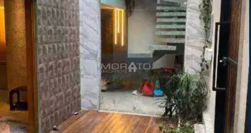 Casa triplex 5 Quartos, 3 Suítes, 2 Vagas. Três Barras- Contagem.