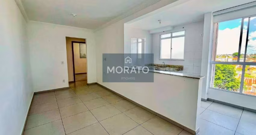 Apartamento 2 Quartos Elevador 1 Vaga Coberta no Serrano