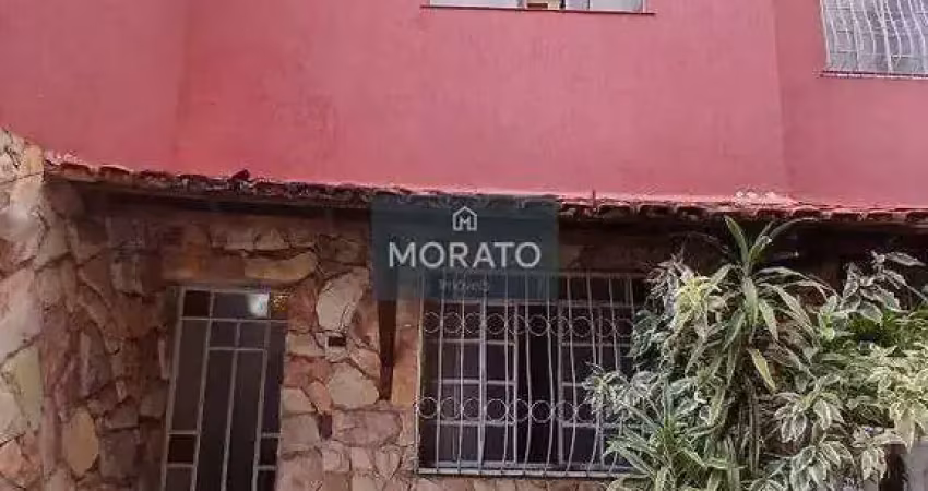 Área privativa 2 quartos, 1 banheiro, 1 vaga de garagem no bairro paqueta