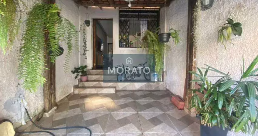 Casa com 2 quartos à venda na Rua Líbero Badaró, --, Santa Rosa, Belo Horizonte