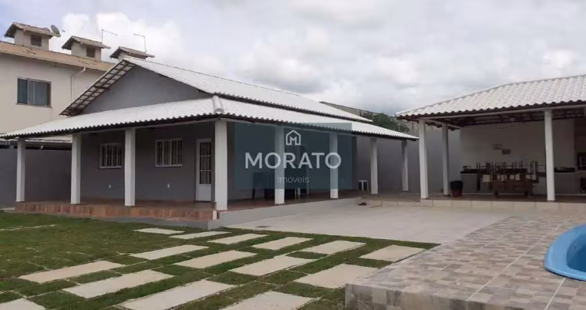 Casa 3 quartos suite 5 vagas de garagem aceita finaciamento centro de betim
