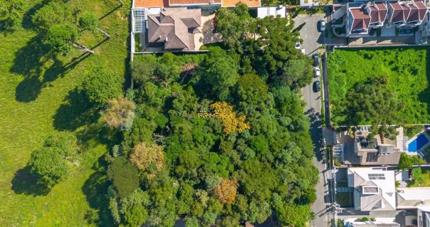 Terreno à Venda 903m² em Santa Felicidade
