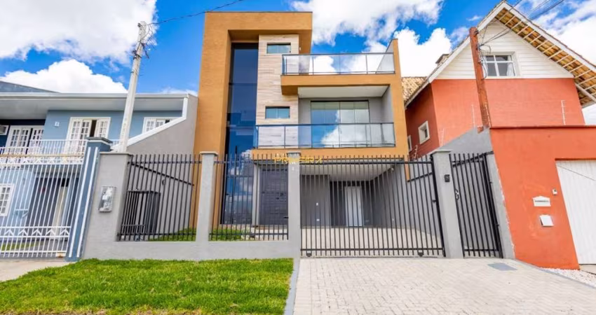 Sobrado à venda com 159m² no Santa Felicidade