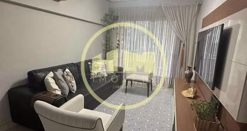 Apartamento duplex semi-mobiliado com 03 dormitórios no Centro de Balneário Camboriú  à venda!