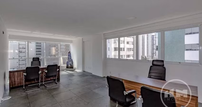 Sala comercial para alugar na Rua Arthur Max Dôose, 183, Pioneiros, Balneário Camboriú
