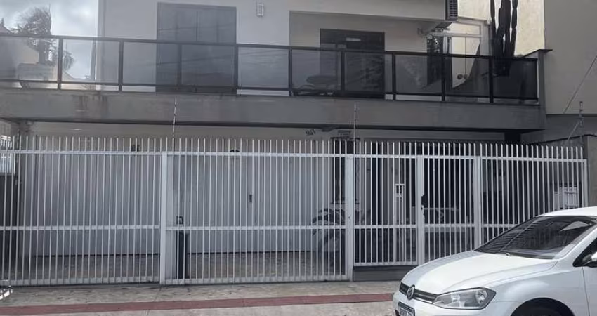 Casa com 4 quartos à venda na Rua 700, 941, Centro, Balneário Camboriú