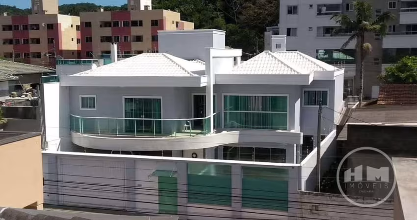 Casa com 3 quartos à venda na Rua Uruguai, 186, Nações, Balneário Camboriú