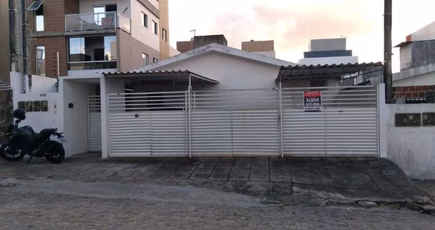 Casa para aluguel, 2 quartos, 1 suíte, 1 vaga, João Paulo II - João Pessoa/PB