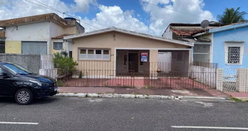 Casa à venda, 3 quartos, 1 suíte, 2 vagas, Jaguaribe - João Pessoa/PB