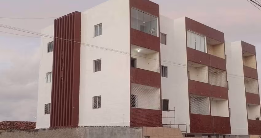 Apartamento com 3 dormitórios à venda, 97 m² por R$ 250.000,00 - João Paulo II - João Pessoa/PB