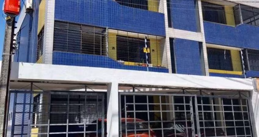 Apartamento com 3 dormitórios à venda, 103 m² por R$ 300.000,00 - Bessa - João Pessoa/PB