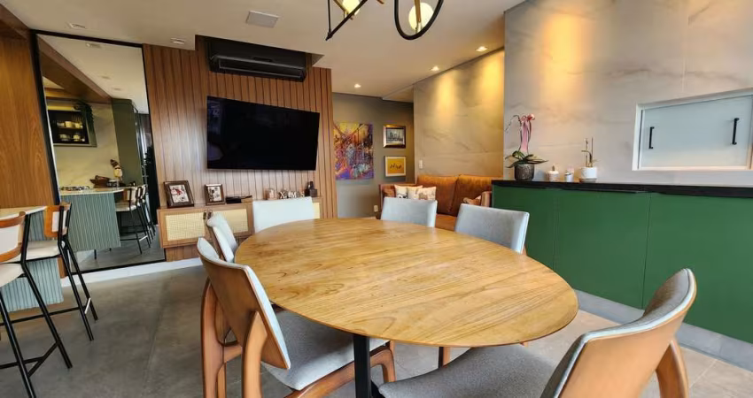 Venda de Apartamento, Mobiliado, 101 m², 03 Quartos (sendo 01 Suíte + 02 Demis), 03 Vagas de Garagem, Life Residence, no bairro Ressacada, Itajaí