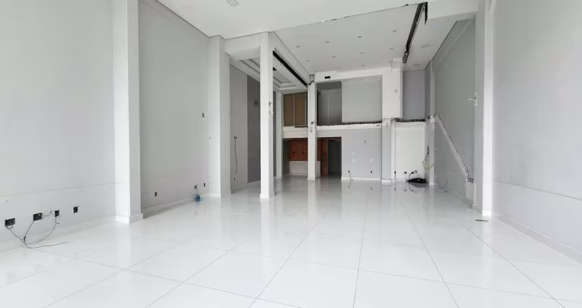 Aluguel Anual Sala Comercial Térrea, 90 m², no Centro de Itajaí-SC