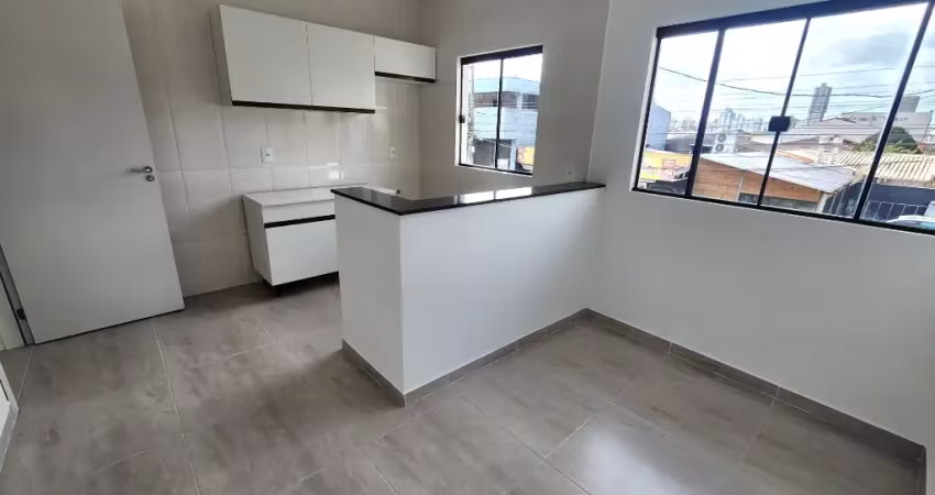 Aluguel anual de apartamento semimobiliado com 01 quarto, 01 vaga de garagem, 40 m², bairro são judas em itajaí-sc
