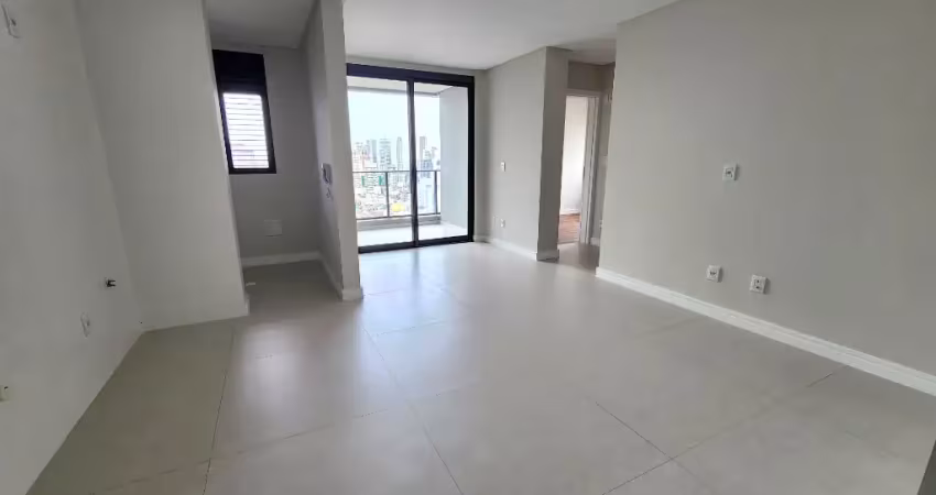 Venda de apartamento novo no residencial maiori, no centro de itajaí-sc, com 02 suítes, 02 vagas de garagem