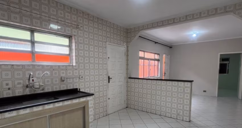 Vendo Uma Casa Na Região Jardim Guarara Com 3 Quartos Por 450 Mil.