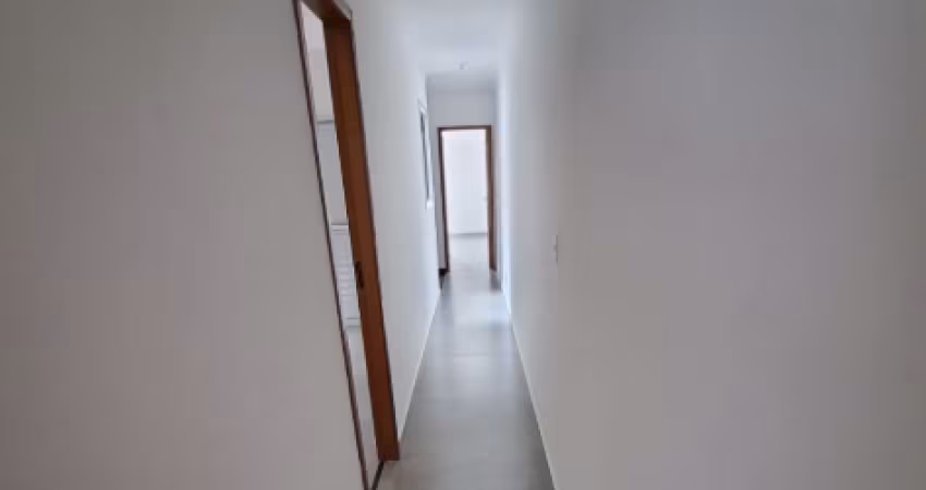 Vendo Uma Casa Na Região Vila Formosa Com 3 Quartos Por 430 Mil.