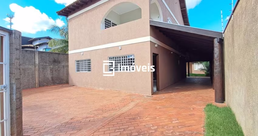 Sobrado com fins comercial no Caranda Bosque